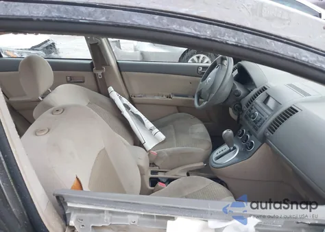 2007 Nissan Sentra 2.0S z USA, uszkodzony, nr VIN 3N1AB61E37L677264